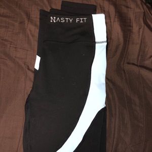 Nasty Fit Black Mint/Contour